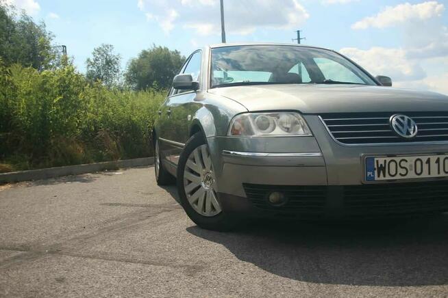 Volkswagen Passat 1.8 Turbo 150 KM Highline Sedan Baranowo - zdjęcie 2