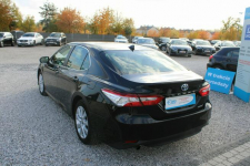 Toyota Camry 2.5 Hybrid e-CTV Comfort F-vat Kamera Gwarancja Warszawa - zdjęcie 8