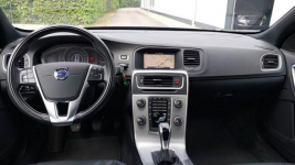 V60 2.0 Linje Svart 152KM NAVI skóra FULL LED  bezwypadek SERWIS 2018 Tychy - zdjęcie 3