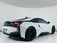 BMW i8 1.5 TwinPower Turbo 231 KM + electric 131 KM Katowice - zdjęcie 4