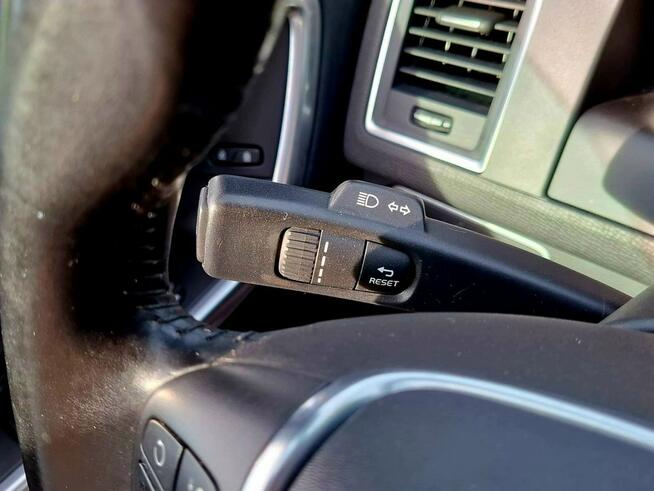 Volvo XC 60 Xenon*Skóra *Grzane fotele*DVD Lubartów - zdjęcie 8