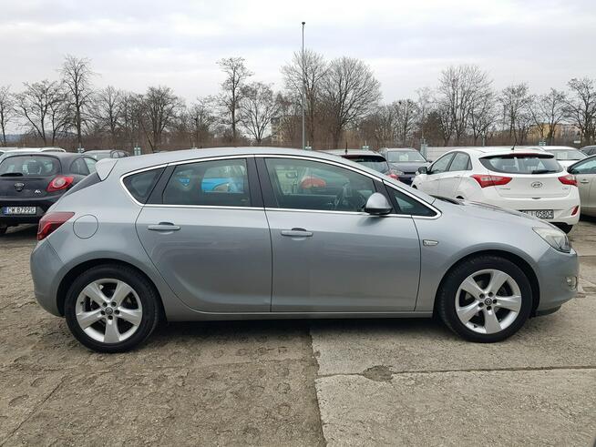 Opel Astra 1,4 Turbo Benzyna Klimatronik Zarejestrowany Włocławek - zdjęcie 4