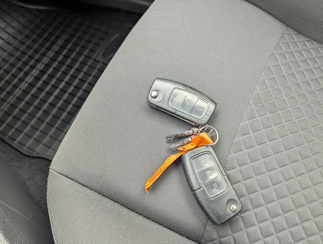 Ford Fiesta 1.0 Benzyna/przebieg: 79955 km Biała - zdjęcie 10