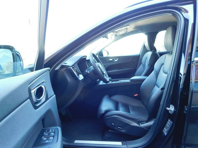 Volvo XC 60 z Gwarancją Nowy Polifcie Model 2022r Żyrardów - zdjęcie 10