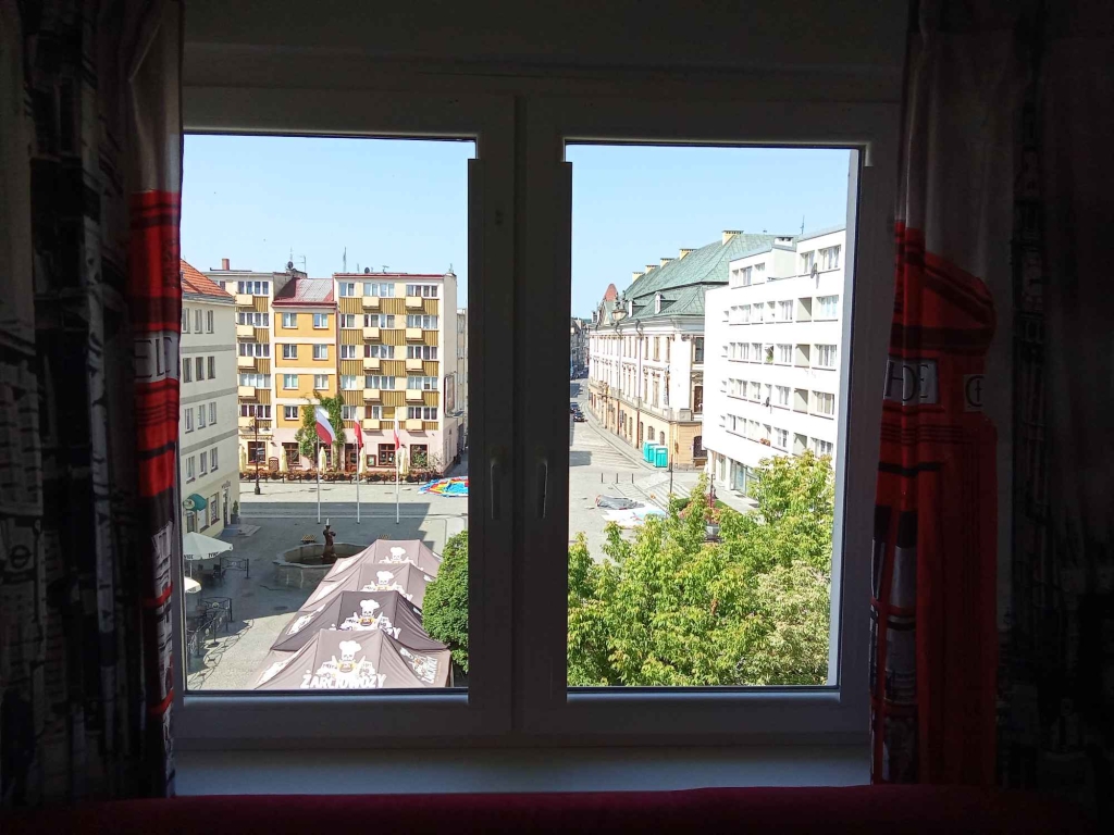 Mieszkanie w ścisłym centrum Legnicy – Rynek 16 Legnica - zdjęcie 8