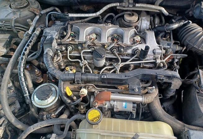 toyota avensis 2.2 d4d na czesci kolor 209 Międzyrzec Podlaski - zdjęcie 7