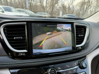 Chrysler Pacifica 3.6 V6 298 KM / HYBRYDA PLUG-IN / Przebieg 900 KM! Pęcice - zdjęcie 4