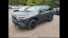 Toyota RAV-4 Bogata wersja wyposażenia / AWD / Hybryda