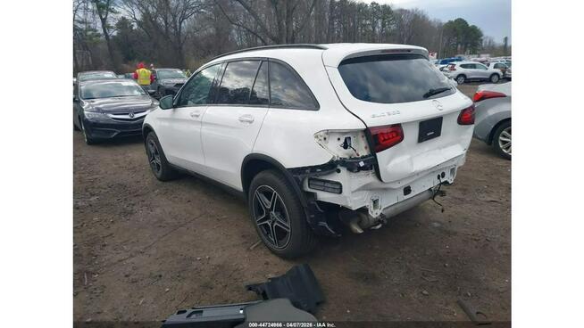 Mercedes GLC 300 / 4Matic / pakiet AMG / niski przebieg Tarnów - zdjęcie 7