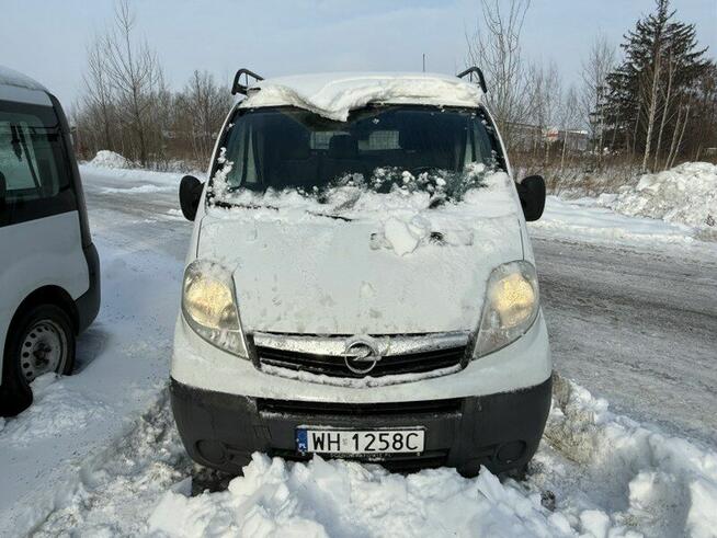 OPEL VIVARO 2007 r. WH1258C od syndyka Warszawa - zdjęcie 1