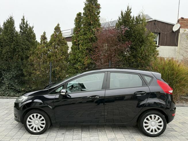 Ford Fiesta jak nowa !!! Niski oryginalny przebieg !!! Poznań - zdjęcie 3