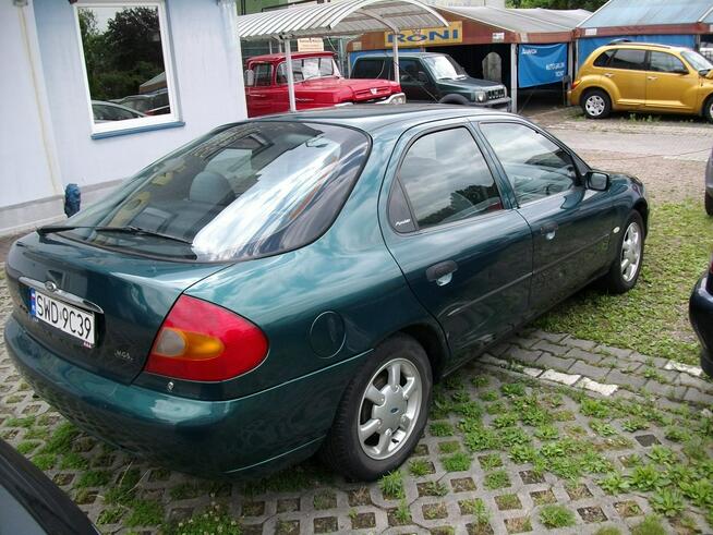 Ford Mondeo Automat/Zadbany/1.8 benzyna Katowice - zdjęcie 4