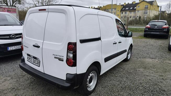 Peugeot Partner 1,6 HDI 99KM/3 miejscowy/Parktronik/tempomat Szczecin - zdjęcie 4