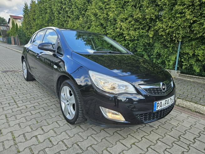Opel Astra Klimatyzacja / Podgrzewane fotele i kierownica / Tempomat Ruda Śląska - zdjęcie 3