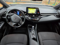 Toyota C-HR 1.8 HSD Bezwypadkowy Navi Kamera Ast. Pasa Distronic Otwock Mały - zdjęcie 9