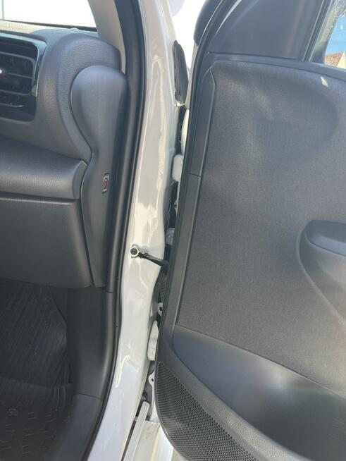 Toyota Yaris Salon PL Hybryda Automat Kamera Gliwice - zdjęcie 6