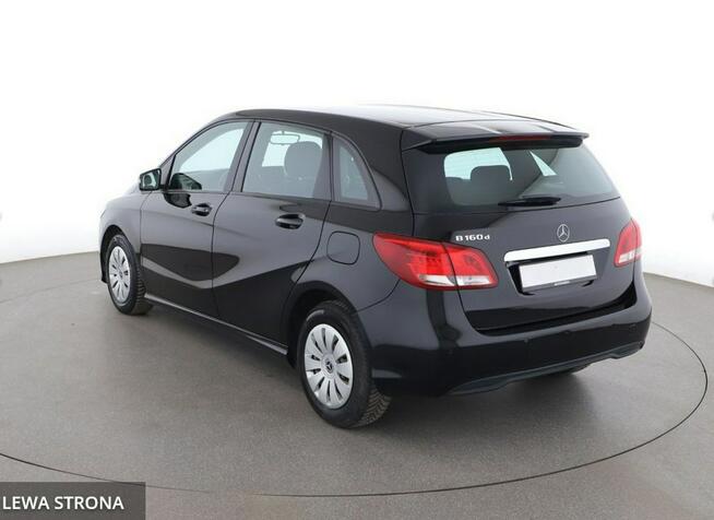 Mercedes B 180 Rok gwarancji  serwis ASO stan wzorowy Kraków - zdjęcie 6