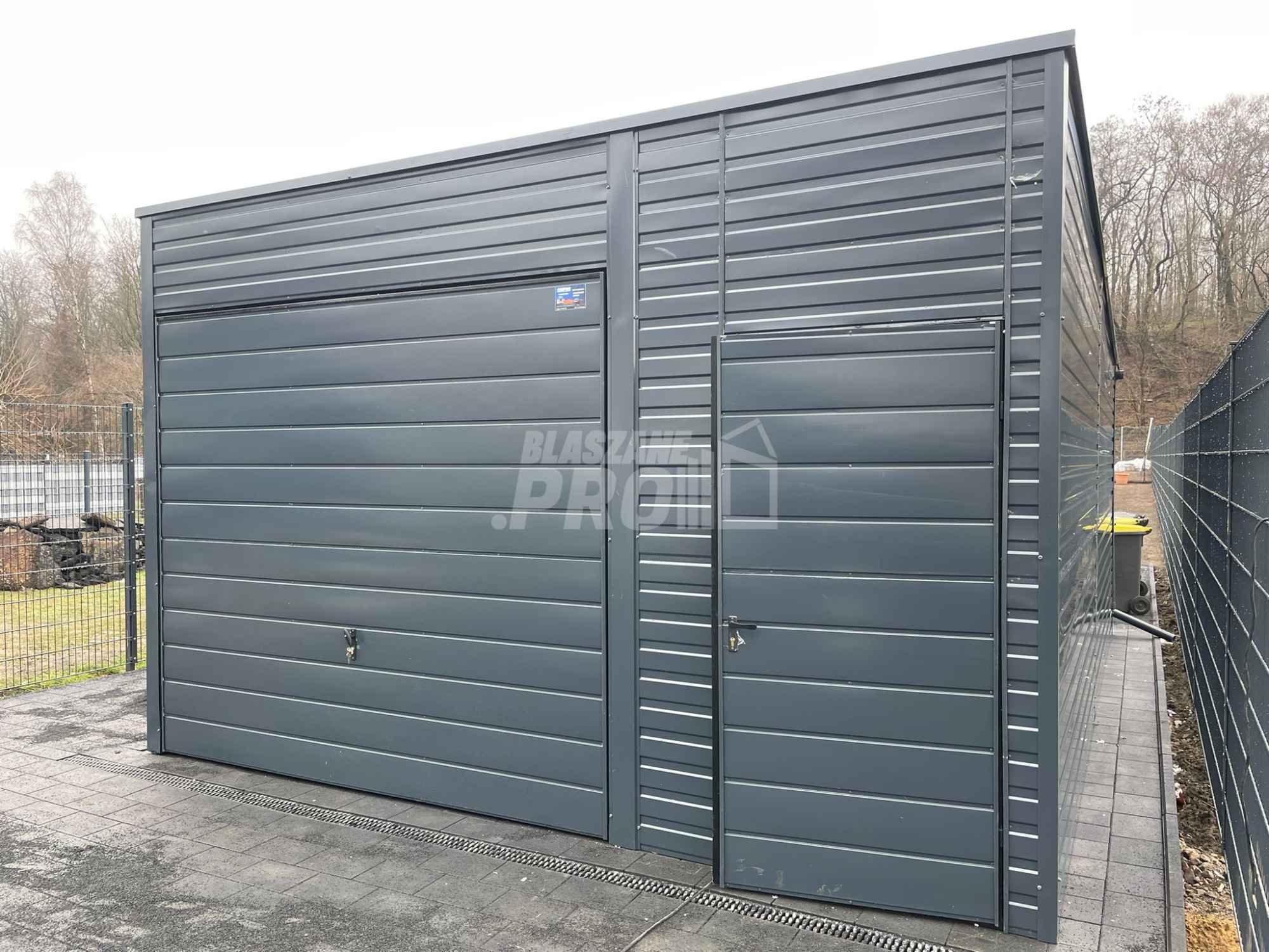 Garaż blaszany 4,5x6  antracyt drzwi +  okno   Dach spad w tył GP109 Gdynia - zdjęcie 3