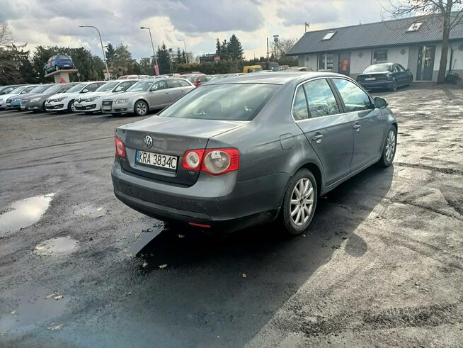 Volkswagen Jetta 1.9TDI 105km 07r Tarnów - zdjęcie 4