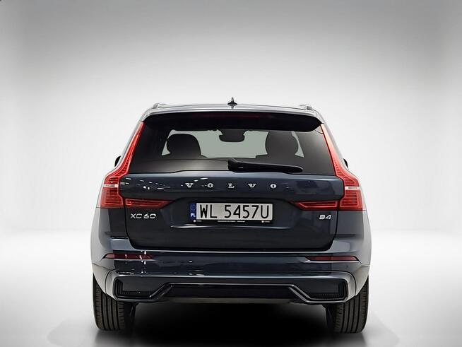 Volvo XC 60 B4 B Plus Dark aut ! Z Polskiego Salonu ! Faktura VAT ! Warszawa - zdjęcie 4