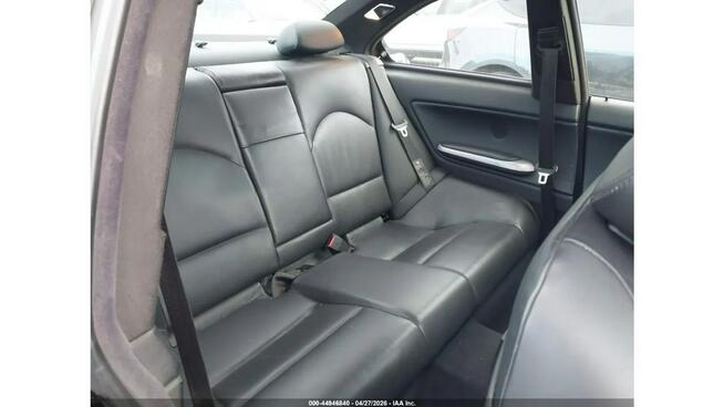 BMW M3 Manual / niski przebieg / mała szkoda Tarnów - zdjęcie 12