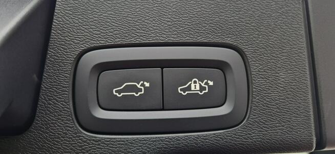 Volvo XC 60 KAMERA 360-PANORAMA-NISKI PRZEBIEG Paproć - zdjęcie 11