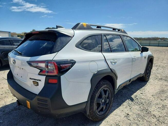 Subaru OUTBACK AWD / najbogatsza wersja Wilderness / Wrocław - zdjęcie 4