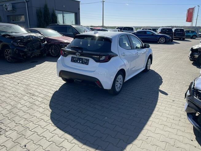 Toyota Yaris Hybryda Automat Kamera Podgrzewanie Gliwice - zdjęcie 4
