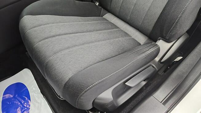 Mazda 6 2.0 SkyJoy ! Z Polskiego Salonu ! Faktura Vat ! Warszawa - zdjęcie 12