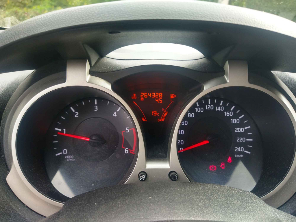 Sprzedam Nissana Juk f15 2013r Rzeszów - zdjęcie 1