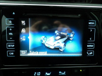 sprzedam ładną TOYOTE Auris z 2015r  1.8 HYBRYDA+benz 100KM udziela.GW Lublin - zdjęcie 11