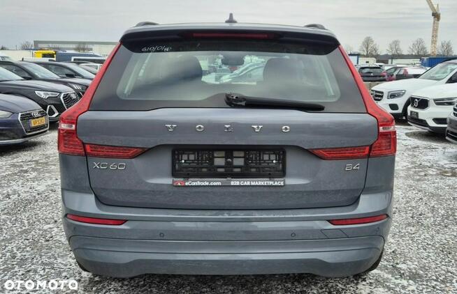 Volvo XC 60 B4 D Geartronic Momentum Pro Poręba - zdjęcie 12