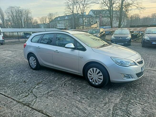 Opel Astra zadbany, serwisowany, zarejestrowany, ubezpieczony Tomaszów Mazowiecki - zdjęcie 8