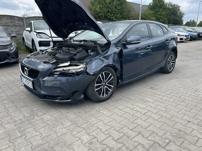 Volvo V40 Momentum Automat Klimatronik Gliwice - zdjęcie 3