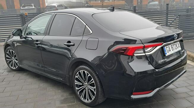 Sprzedam Toyote Corolle hybryda Chwaszczyno - zdjęcie 3