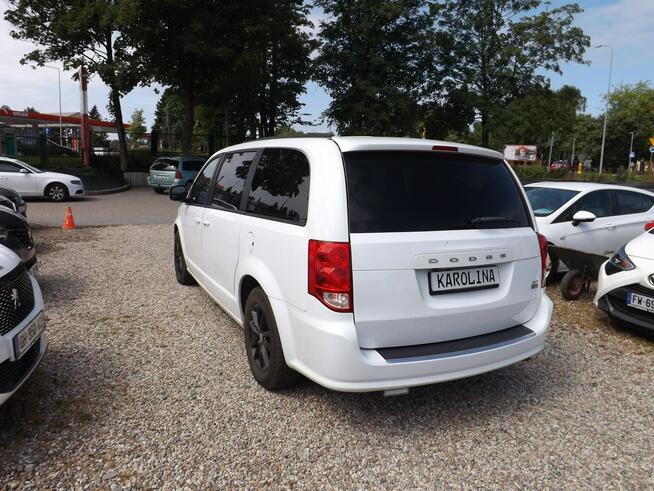 Dodge Grand Caravan Słupsk - zdjęcie 9