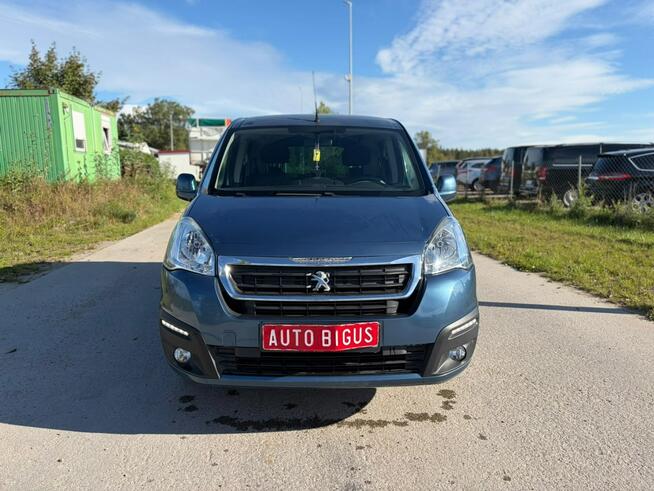 Peugeot Partner dla przewozu osób niepełnosprawnych Lębork - zdjęcie 2