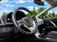 Toyota Avensis Sadlno - zdjęcie 12