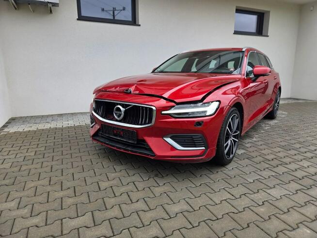 Volvo V60 2.0 Plug-in * AWD * 360kamera * navi * LEDY * Export 54900zł Raba Niżna - zdjęcie 2