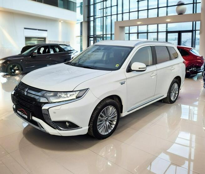 Mitsubishi Outlander Bezwypadkowy Full Serwis Rok Gwarancji Kraków - zdjęcie 3