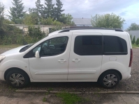 ☘️ ZIELONA DOSTAWA – TWÓJ PARTNER W TRANSPORCIE ☘️