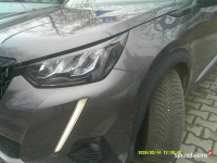 mały suv peugot model 2008 rok prod 2020..