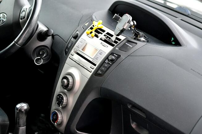 Toyota Yaris 1.3 87KM Klima 5 drzwi Płock - zdjęcie 12