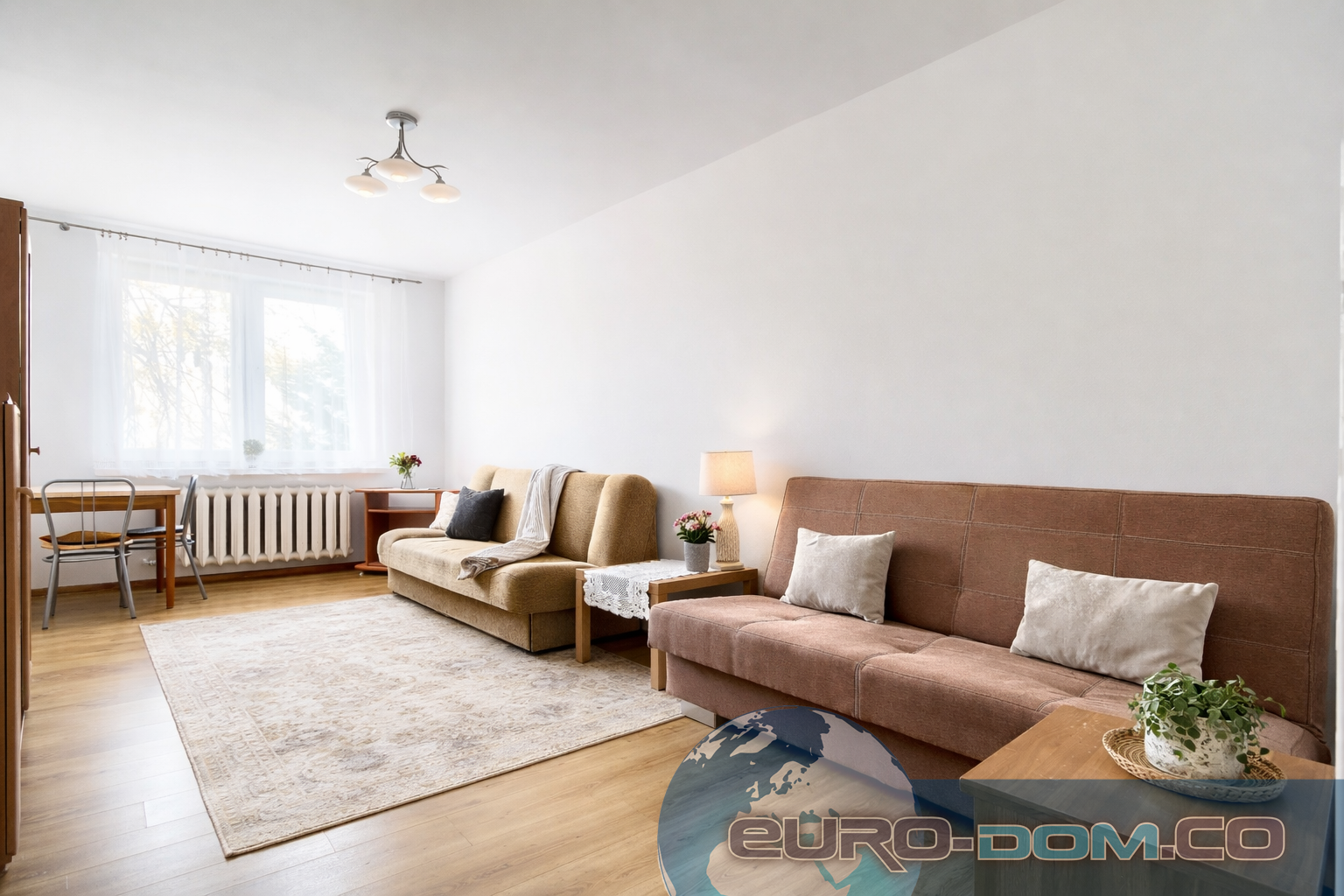 Duża i przestronna kawalerka z garderobą Jeżyce - zdjęcie 1