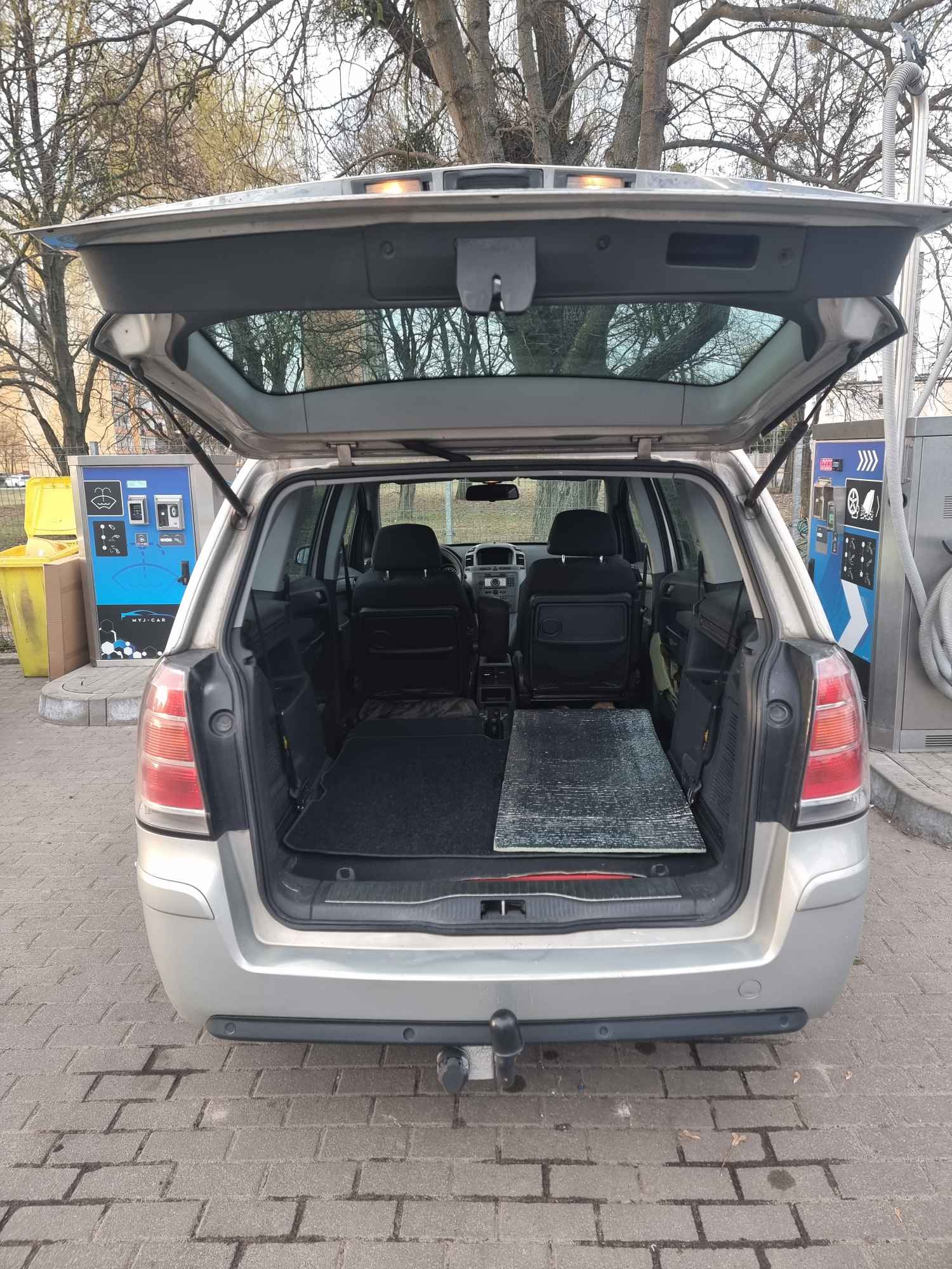 Małe przeprowadzki - pomagam w noszeniu, zabieram zwierzaki :) Bydgoszcz - zdjęcie 1