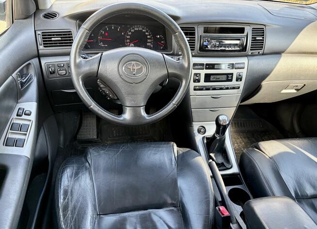 TOYOTA Corolla - Extra WYPOSAŻENIE Legionowo - zdjęcie 10