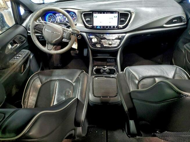 Chrysler Pacifica / 3.6 291KM / Bogate wyposażenie / niski przebieg / Tarnów - zdjęcie 8