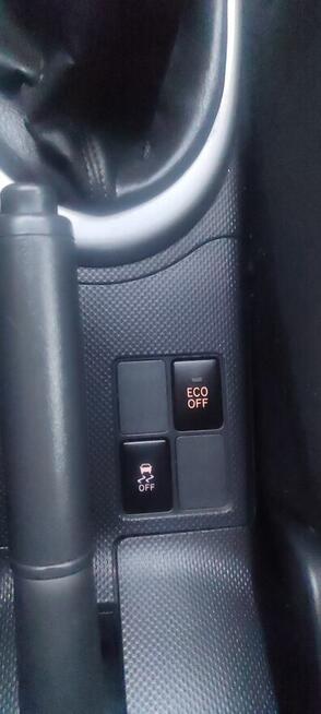 Toyota Urban cruiser 1.3 benzyna 6 biegow Lipsko - zdjęcie 9