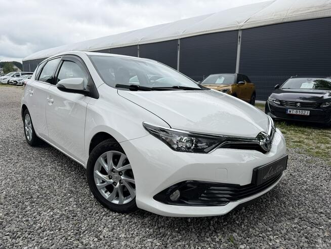 Toyota Auris 1.8 HSD 136KM  Serwisowany Kamera Ładny stan Otwock Mały - zdjęcie 2