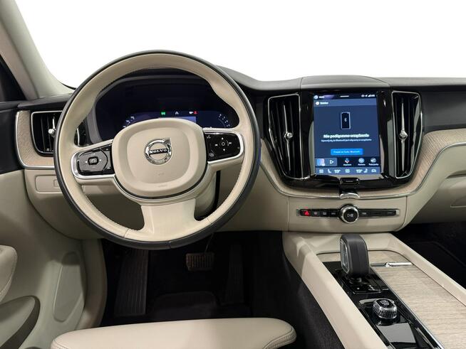Volvo XC 60 B4 B Plus Dark Aut Warszawa - zdjęcie 9